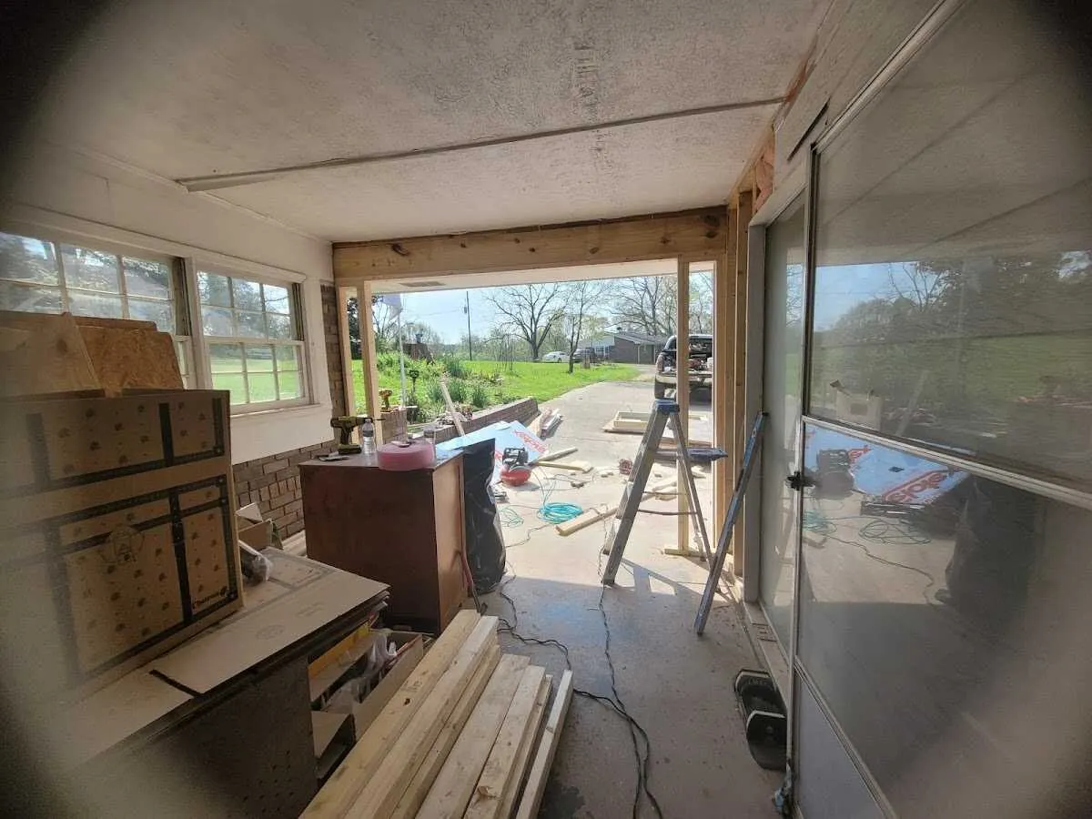 Air movers and dehumidifier for Drying & Dehumidification in Hyde Park